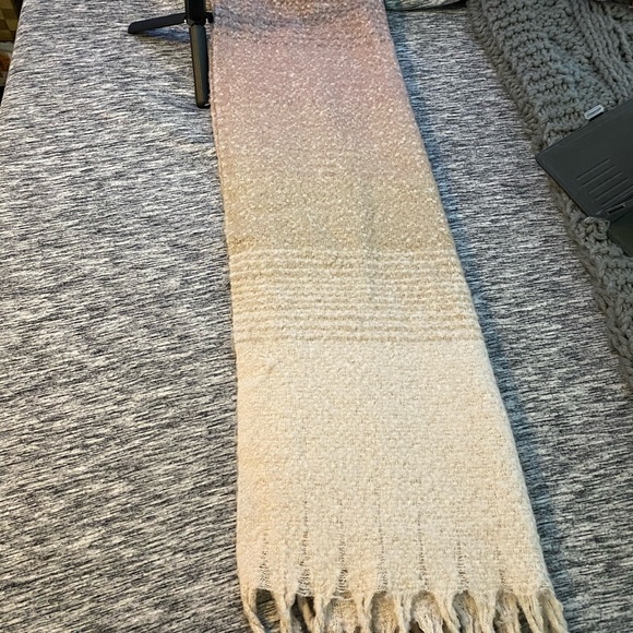 Scarf - Picture 2 of 2